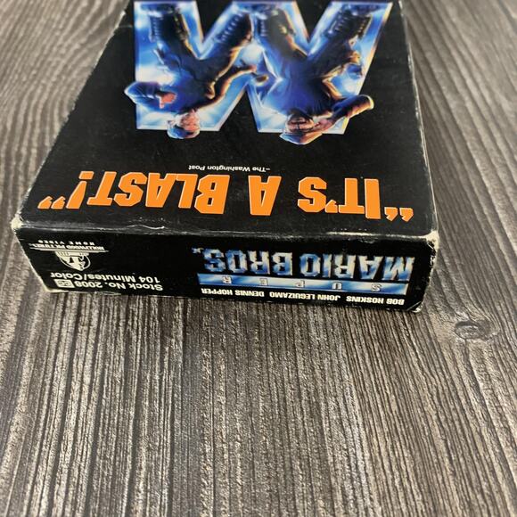 Vintage Super Mario Bros VHS 1993 Live Action Movie NTSC Bob Hoskins Film - Picture 4 of 6